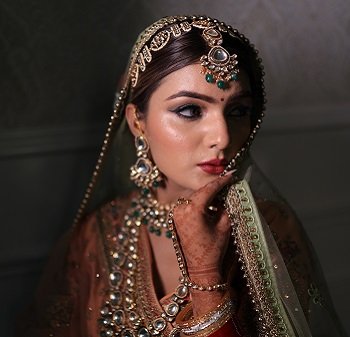 top bridal makeup artist in Pilkhuwa